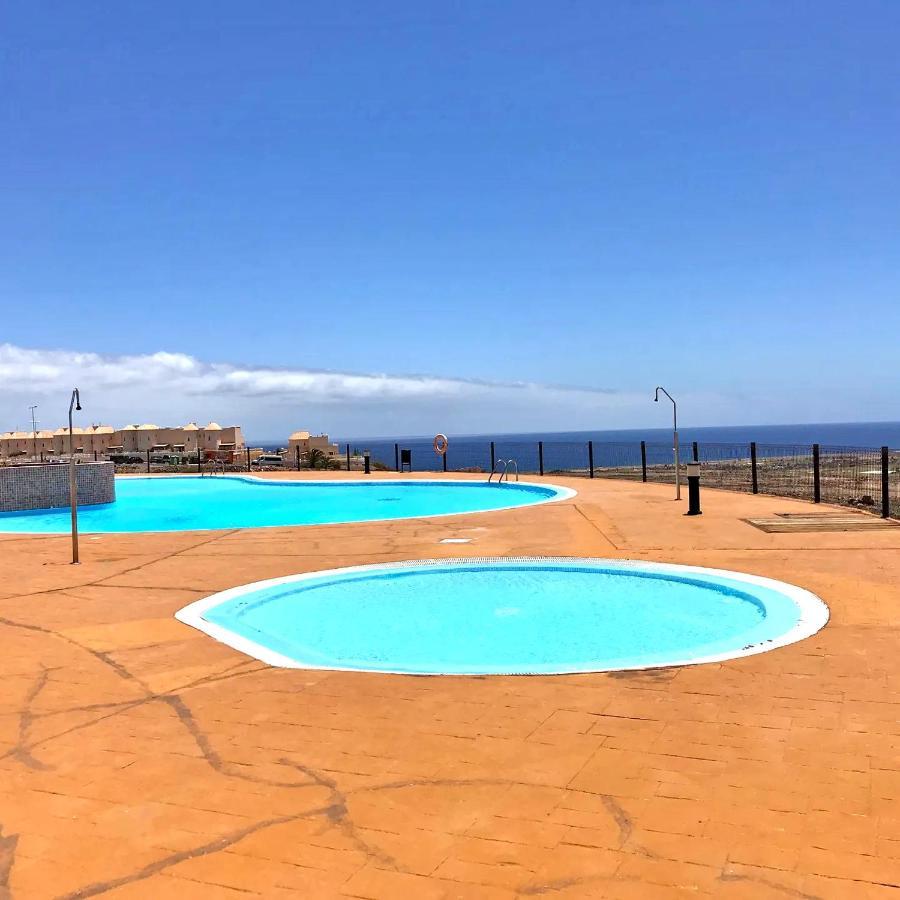 Ferienhaus Casa Caleta - Caleta Fuste - Meerblick - Pool - Glasfaserinternet Caleta De Fuste Exterior photo